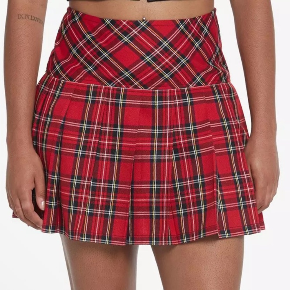 TRIPP NY ROYAL BONES TARTAN MINI TRIPP SKIRT
NEW WITH TAGS SIZE 18 - Picture 4 of 6